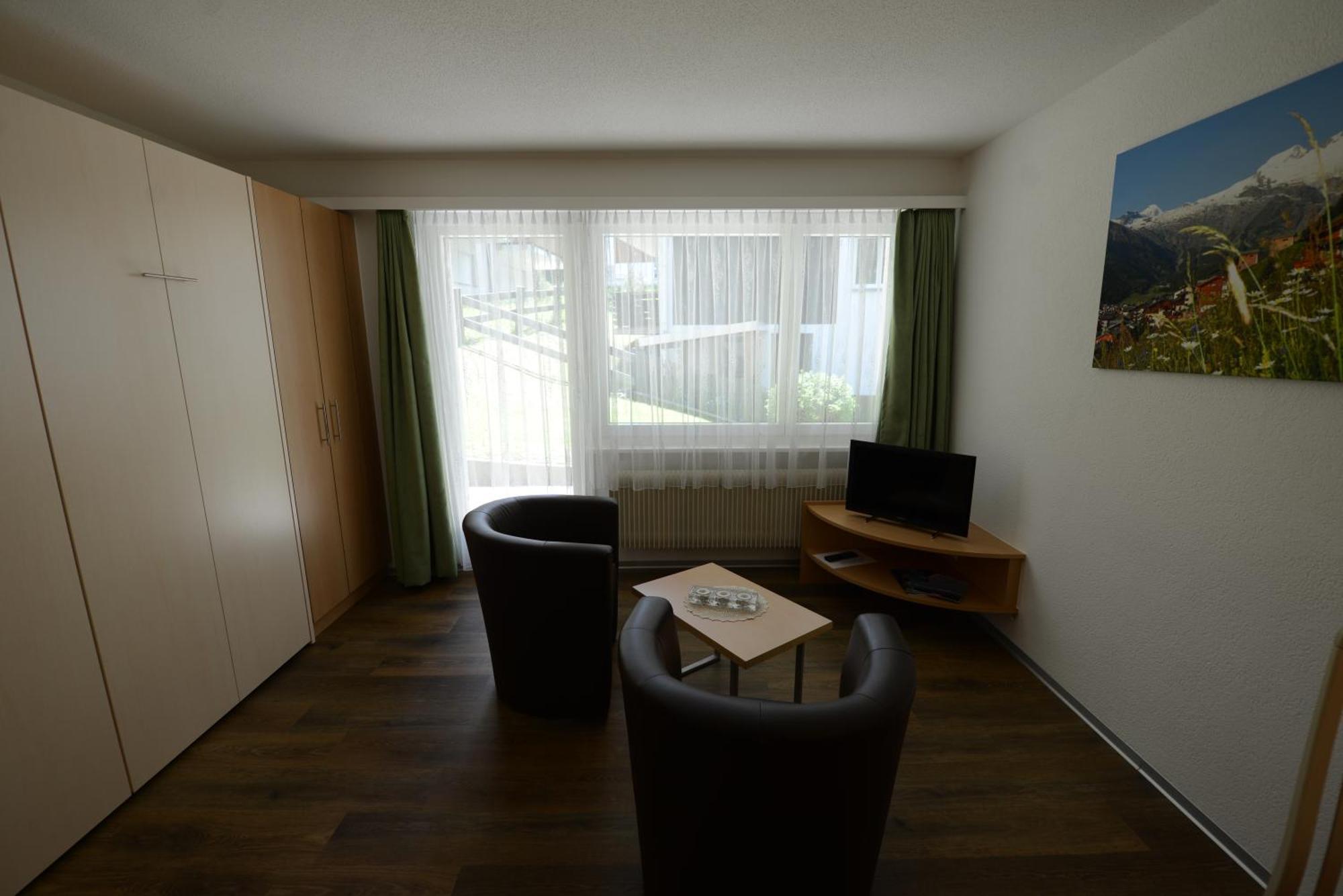Haus Kandahar Saas Fee Quarto foto
