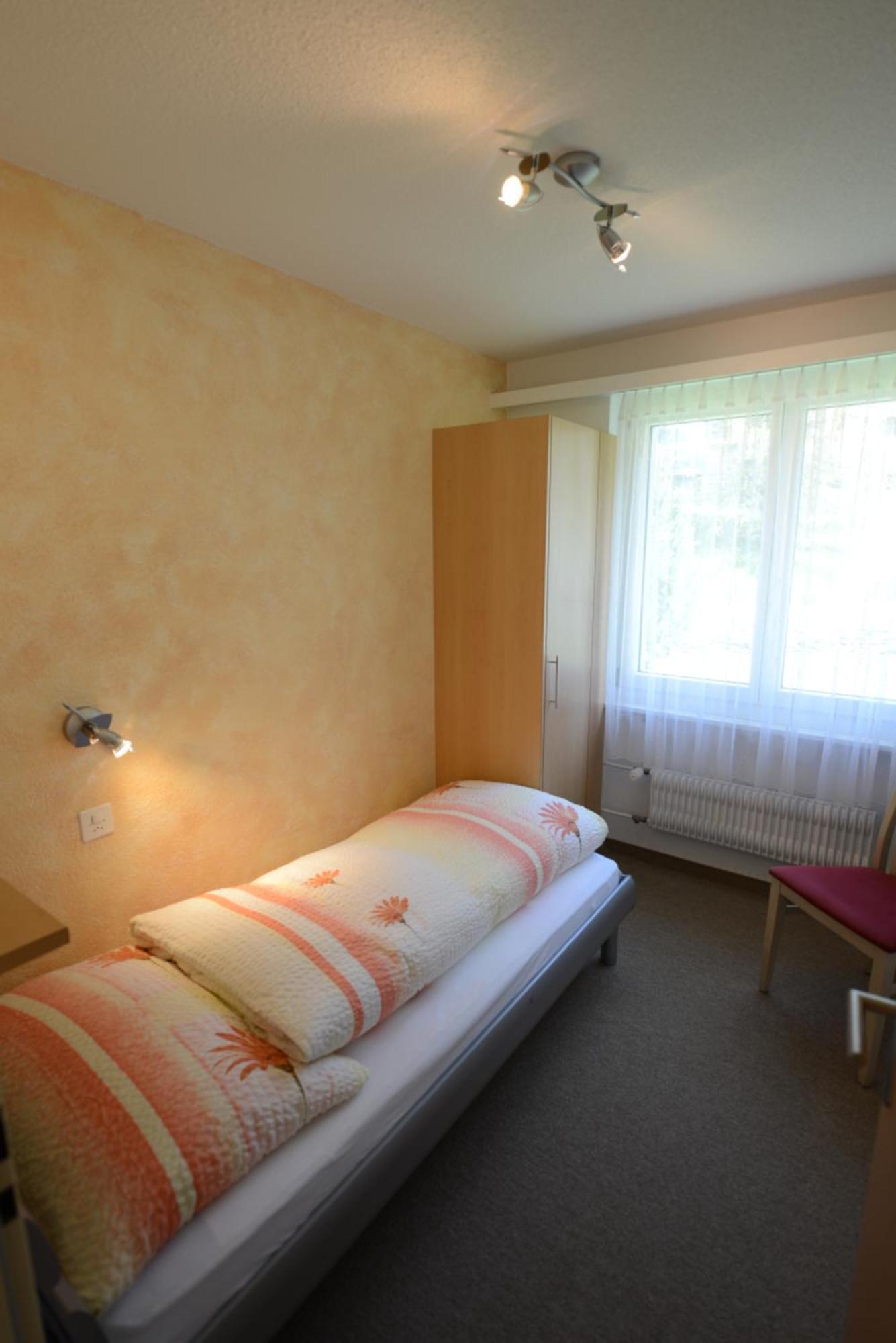 Haus Kandahar Saas Fee Quarto foto