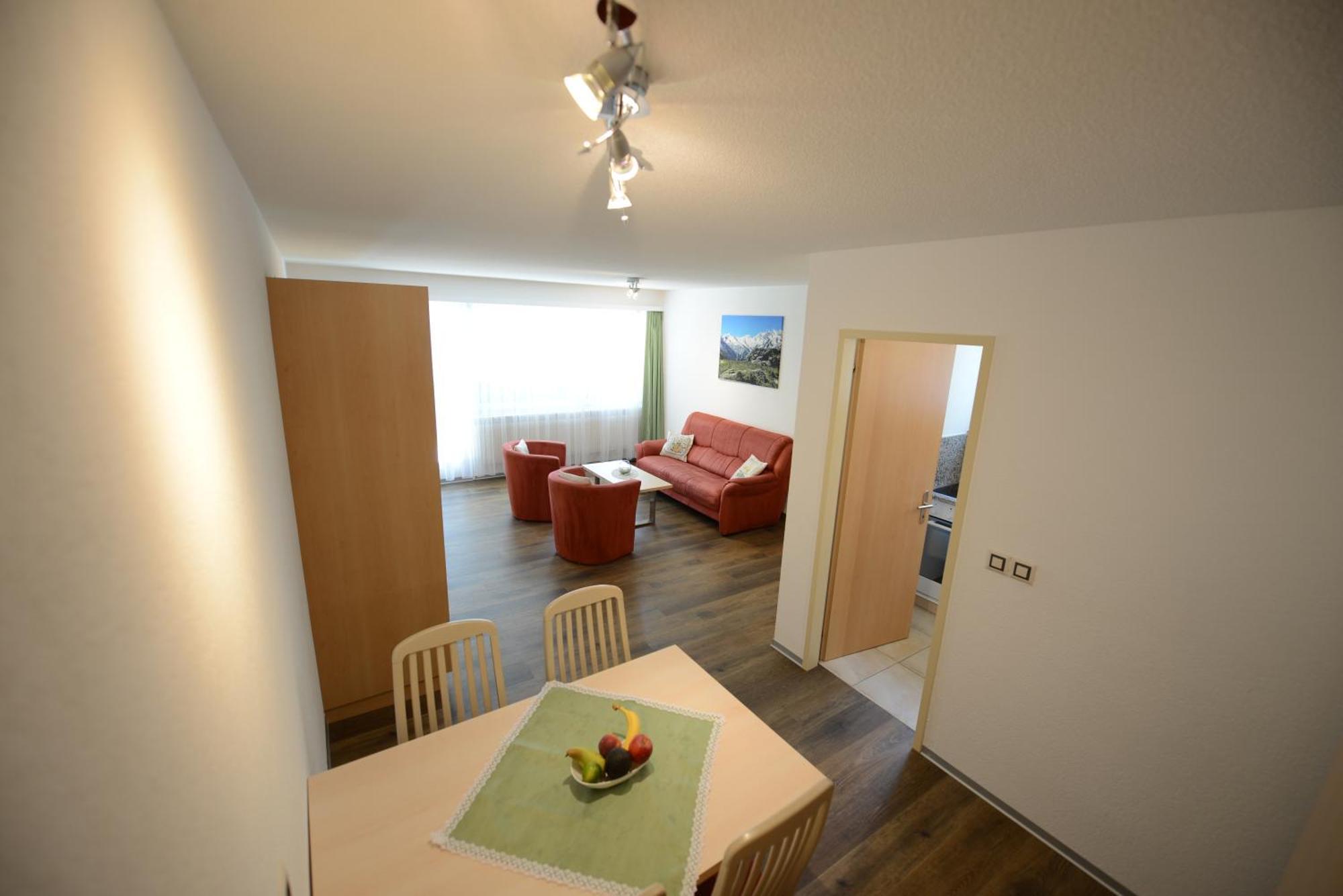 Haus Kandahar Saas Fee Quarto foto